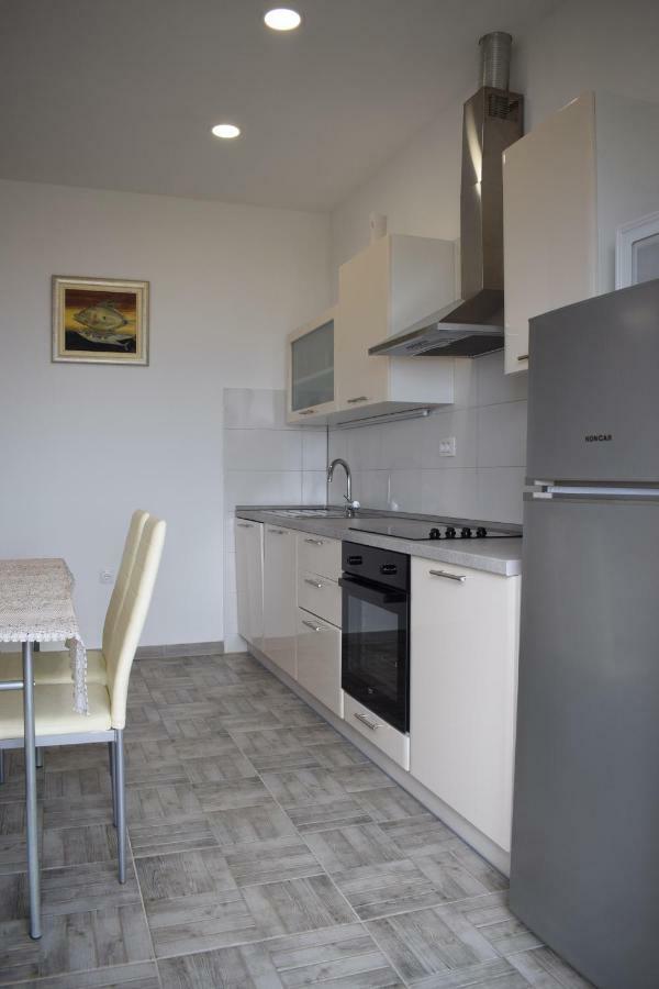 Apartman Dani-Podstrana Apartment ภายนอก รูปภาพ