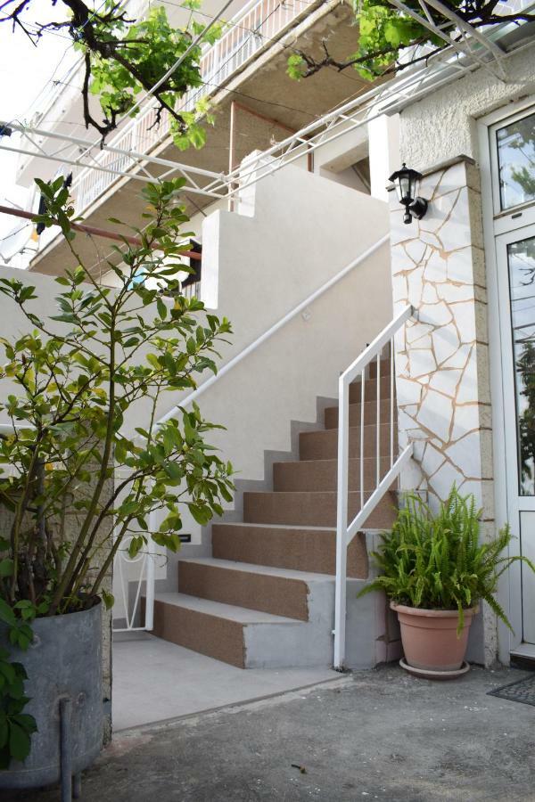 Apartman Dani-Podstrana Apartment ภายนอก รูปภาพ