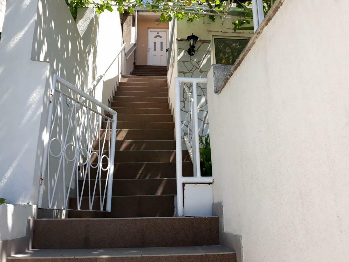 Apartman Dani-Podstrana Apartment ภายนอก รูปภาพ