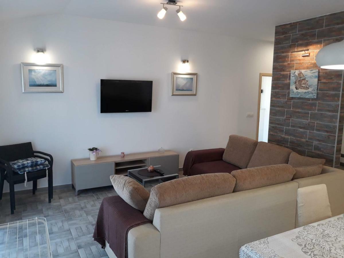 Apartman Dani-Podstrana Apartment ภายนอก รูปภาพ